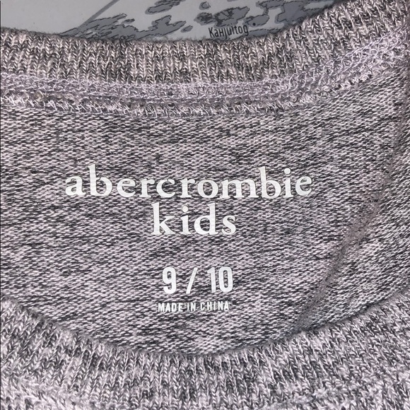 Abercrombie Long Sleeve Ruffle Shirt - Picture 3 of 3